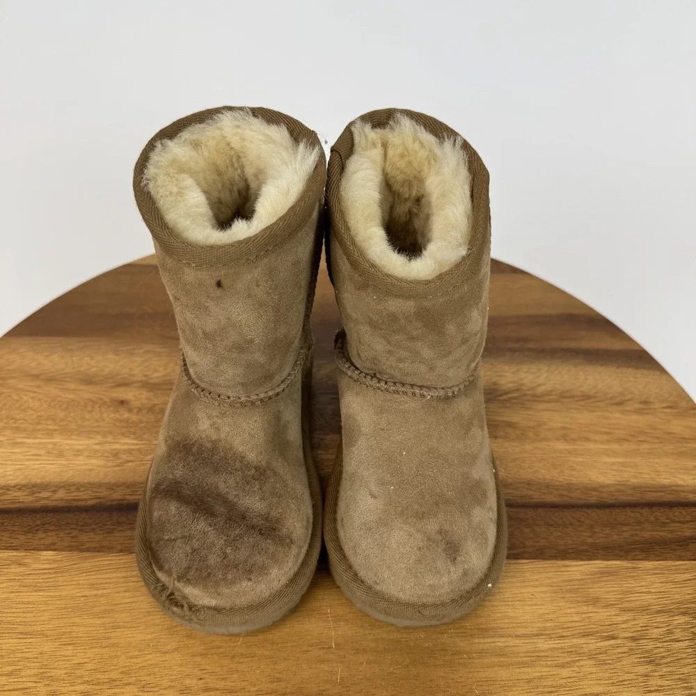 Little Kids Ugg Classic Tall II‎ Chestnut Brown Sheepskin Suede Boots Size 8 C